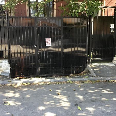 Rora Rose Hotel Bukarest Kültér fotó