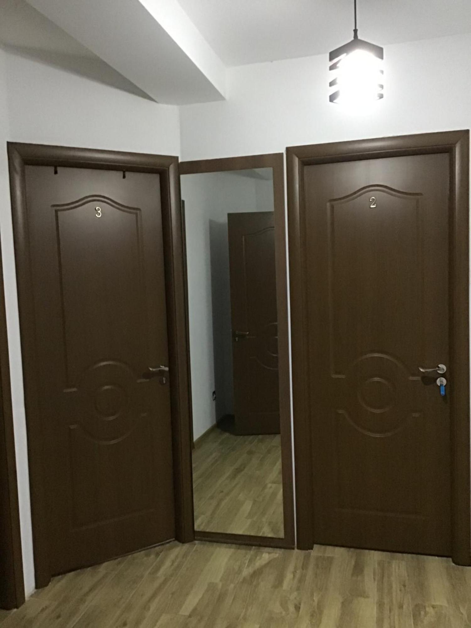 Rora Rose Hotel Bukarest Kültér fotó